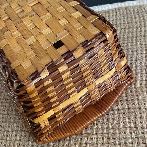 ORIGINAL ANTIQUE VINTAGE HAND WOVEN WOOD RECTANGULAR BASKET - Picture 7 of 9